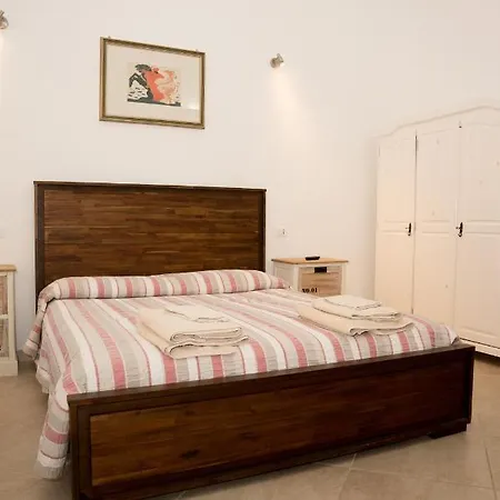 Couette-café L'assunta 3*